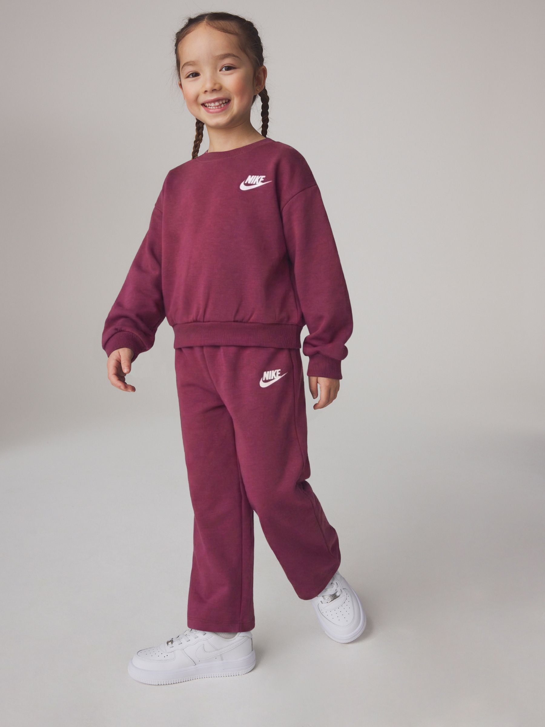 womens nike purple tracksuit