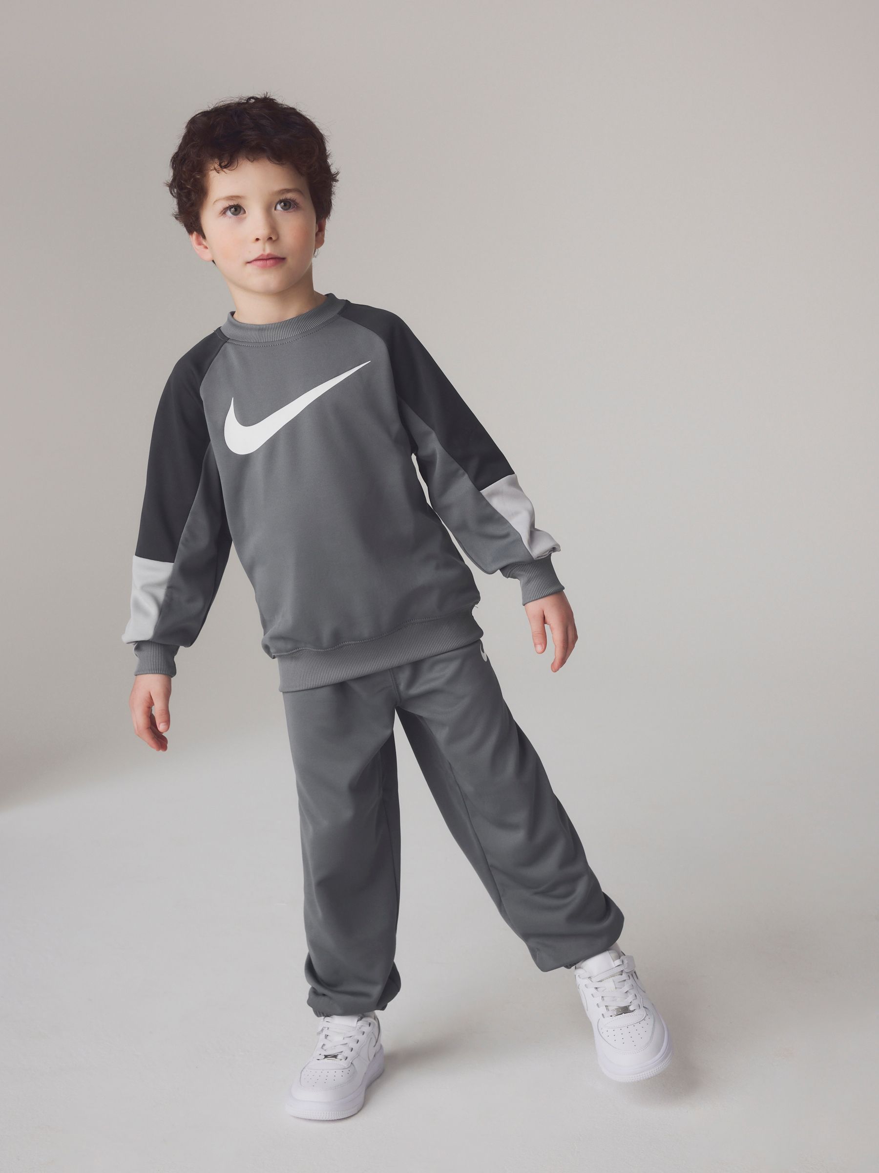 nike tracksuit lifestyle