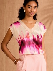 Love & Roses Satin V-Neck Jersey Back T-Shirt - Imagen 1 de 4