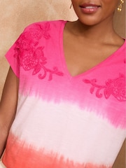 Love & Roses Pink and Orange Ombre Lace Detail Jersey V-Neck T-Shirt - Image 2 of 4