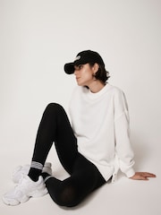 Mint Velvet Gestepptes Sweatshirt mit Druckknöpfen - Bild 2 von 9