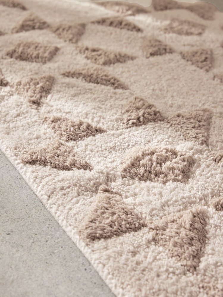 Natural Geo Runner Bath Mat - Image 2 of 4 Natural Geo Runner Bath Mat - Image 2 of 4