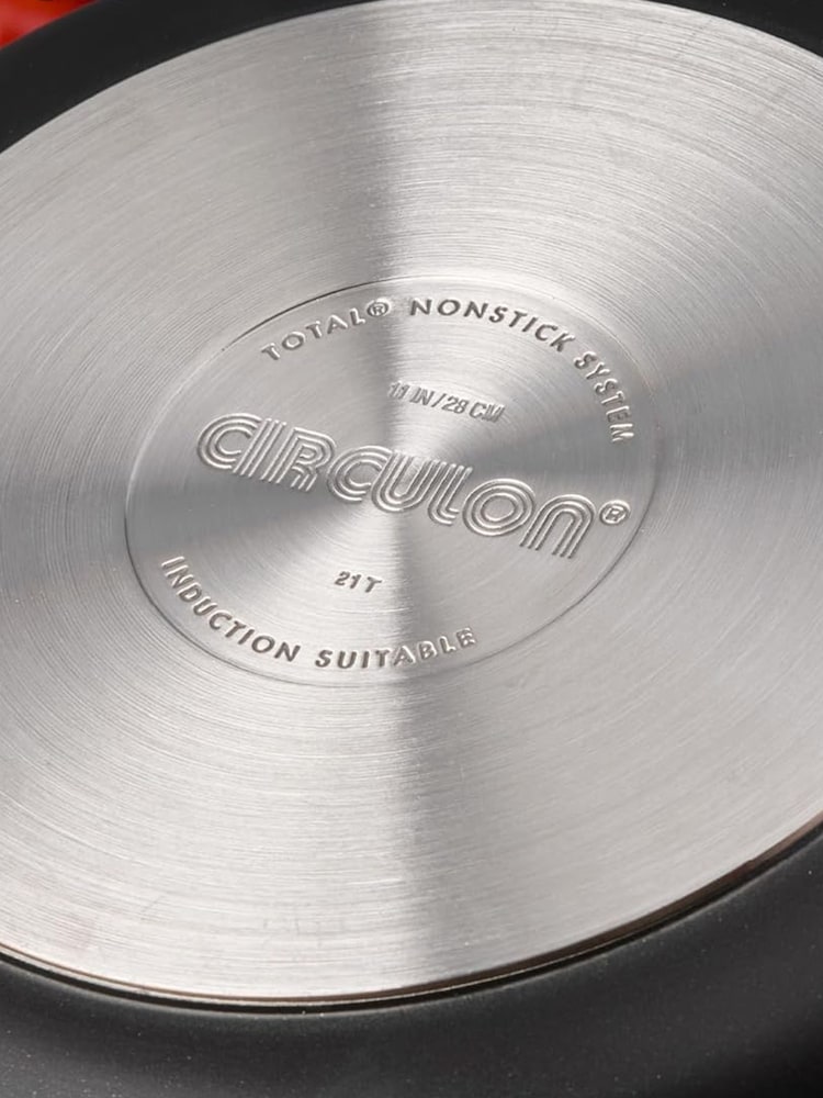 Circulon Black Style Hard Anodised 30cm Stirfry With Stainless Steel Lid - Image 2 of 4