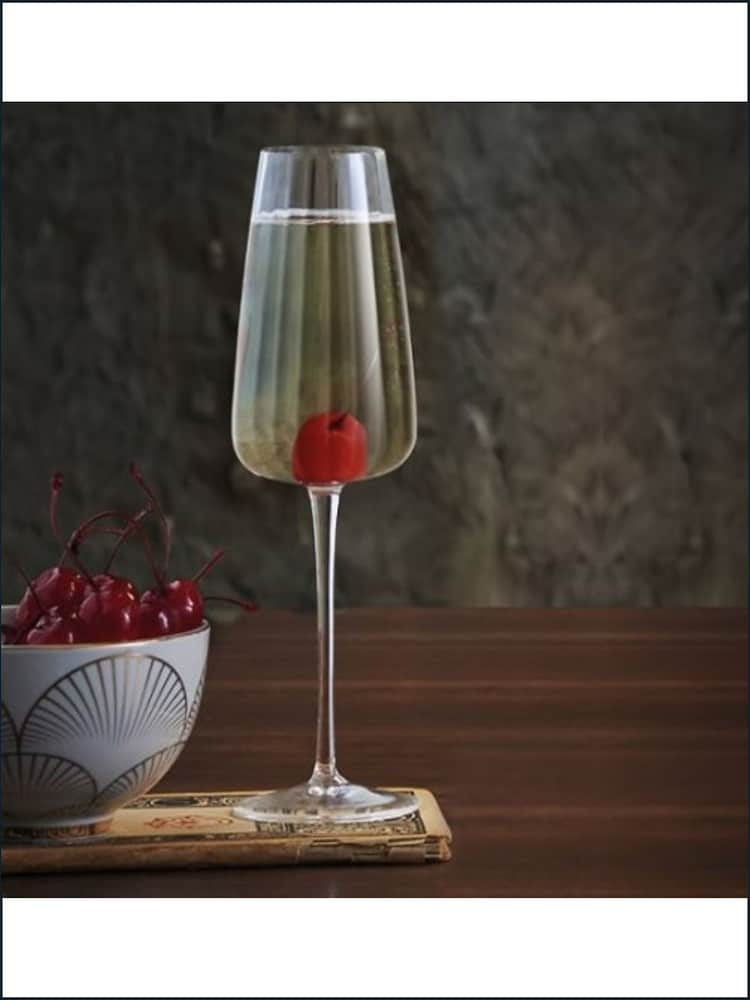 Luigi Bormioli Grey Optica Sparkling Wine Glasses  Set of 6 - Image 4 of 4