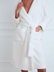 Chelsea Peers White Fleece Dressing Gown - Image 4 of 4