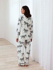 Chelsea Peers White Maternity Zebra Print Pyjamas - Image 5 of 5