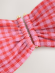 Pink/Red Crinkle Gingham - Top de biquíni Trim Bandeau - Imagem 2 de 3