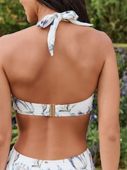Kew Collection White/Blue Floral Print - Blusa de biquíni acolchoada com arame - Imagem 2 de 9