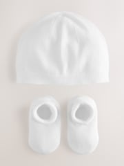 White Baby 100% Cottton Knitted Hat and Bootie 2 Piece Set (0-9mths) - Image 1 of 4