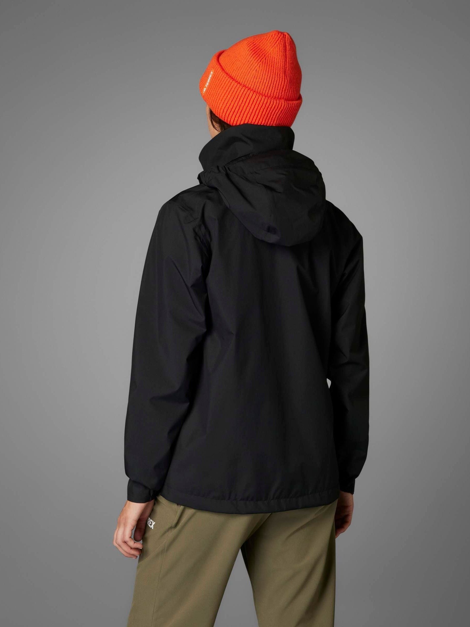 Next：日本 adidas マルチエッセンシャルズ 2L テクニカルレイン