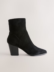 črna Suede - Kavbojski gležnjarji s peto Forever Comfort® Western - Slika 2 iz 5