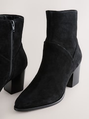 črna Suede - Kavbojski gležnjarji s peto Forever Comfort® Western - Slika 4 iz 5