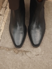 Black Snake Embossed Leather - Forever Comfort® Vintage Style Western Ankle Boots - Imagen 4 de 5