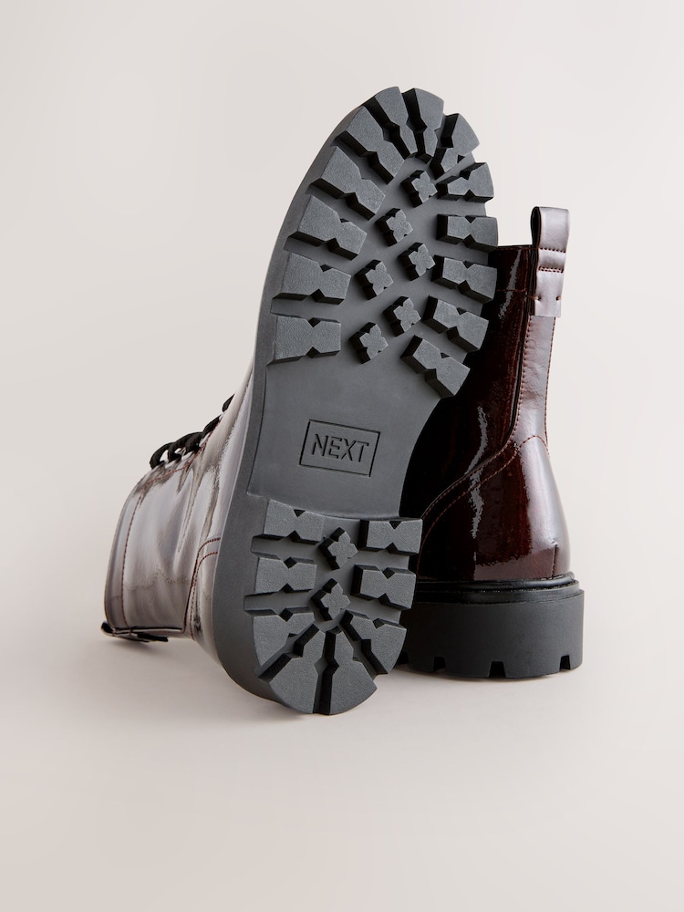 Marrón chocolate - Botas con cordones de Forever Comfort® - Imagen 9 de 9 Marrón chocolate - Botas con cordones de Forever Comfort® - Imagen 9 de 9