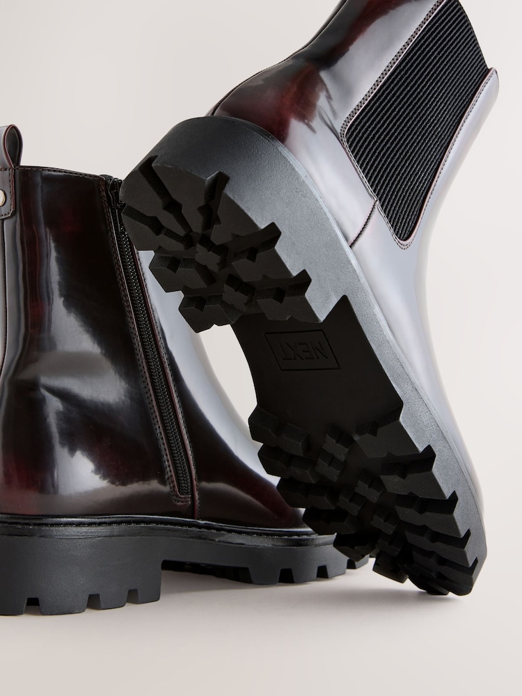 أحمر عنابي - Forever Comfort® Cleated Sole Chelsea Ankle Boots - صورة 10 من 10 أحمر عنابي - Forever Comfort® Cleated Sole Chelsea Ankle Boots - صورة 10 من 10