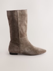 Ante marrón visón - Forever Comfort® Whipstitch Pull-On Midi Boots - Imagen 7 de 10