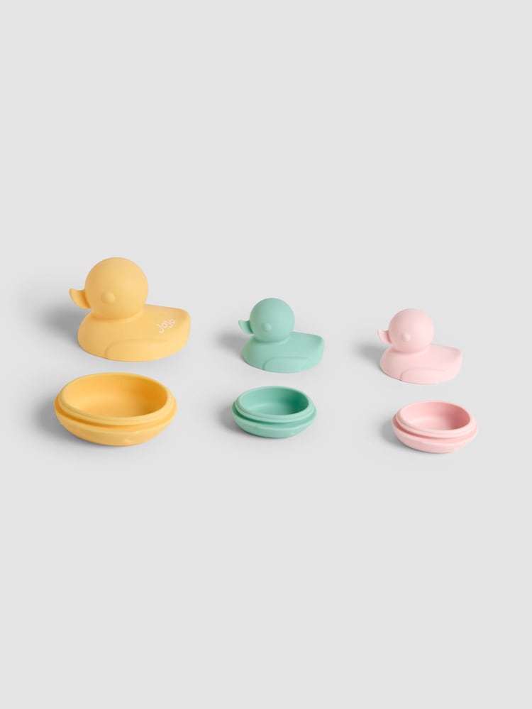 JoJo Maman Bébé Set of 3 Silicone Bath Ducks - Image 4 of 4