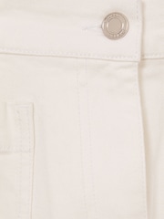 Reiss White Kira Mid-Rise Patch Pocket Denim Shorts - Image 6 of 6