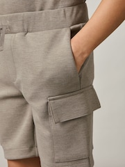 Reiss Taupe Brown Oliver 3-9 yrs Interlock-Jersey Cargo Shorts - Image 3 of 5