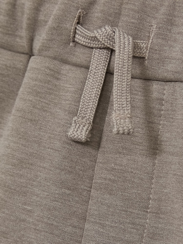 Reiss Taupe Brown Oliver 3-9 yrs Interlock-Jersey Cargo Shorts - Image 5 of 5