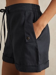 Reiss Navy Cara 100% Linen Beach Shorts - Image 3 of 6