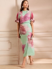 Love & Roses Green Feather Sequin Angel Sleeve Midi Dress - Image 5 of 5