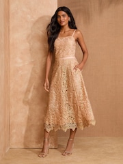 Love & Roses Lace Bandeau Midi Dress - Imagen 1 de 4
