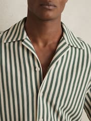 Reiss Green/White Trig Textured Stripe Cuban-Collar Shirt - Image 3 of 5