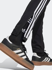 Negro/Blanco - adidas Tiro 25 Essentials Woven Kids Joggers - Imagen 4 de 6