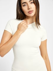 Because Of Alice Base Sculpting T-Shirt - Bild 6 von 6
