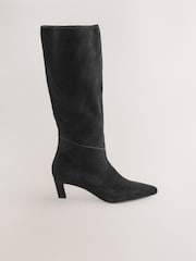 Ante negro - Forever Comfort® Knee Alto Chisel Toe Heeled Boots - Imagen 7 de 10