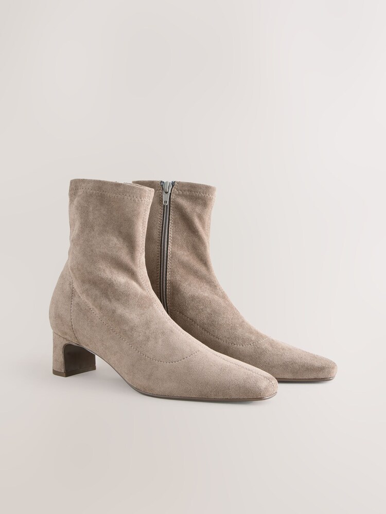 Nevtralna taupe - Škornji s široko peto Forever Comfort® Chisel Toe - Slika 2 iz 5 Nevtralna taupe - Škornji s široko peto Forever Comfort® Chisel Toe - Slika 2 iz 5