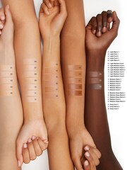 Clinique Even Better Vitamin Makeup Foundation SPF 50 30ml - Image 4 of 5