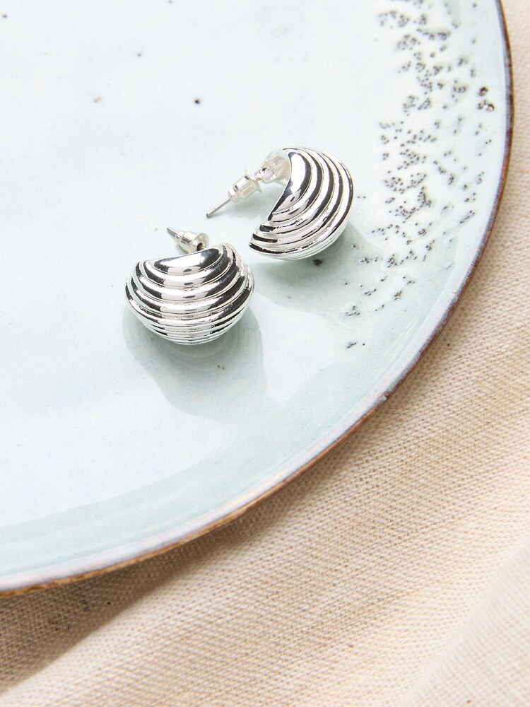 FatFace Silver Tone Tear Drop Earrings - Image 2 of 2 FatFace Silver Tone Tear Drop Earrings - Image 2 of 2