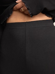 Black ThermoGen Maximum Warmth Merino Wool Thermal Wide Leg Trousers - Image 4 of 8