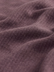 لون التوت - Thermogen Maximum Warmth Rib Thermal Vest - صورة 8 من 9