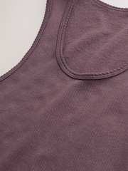 لون التوت - Thermogen Maximum Warmth Rib Thermal Vest - صورة 9 من 9