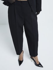 River Island Black Slim Barrell Leg Trousers - Image 2 of 6