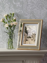Laura Ashley Gold Leaf Clemence Photo Frame - Image 1 of 5