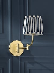 Laura Ashley Antique Brass Denwick 1 Wall Light - Image 2 of 8
