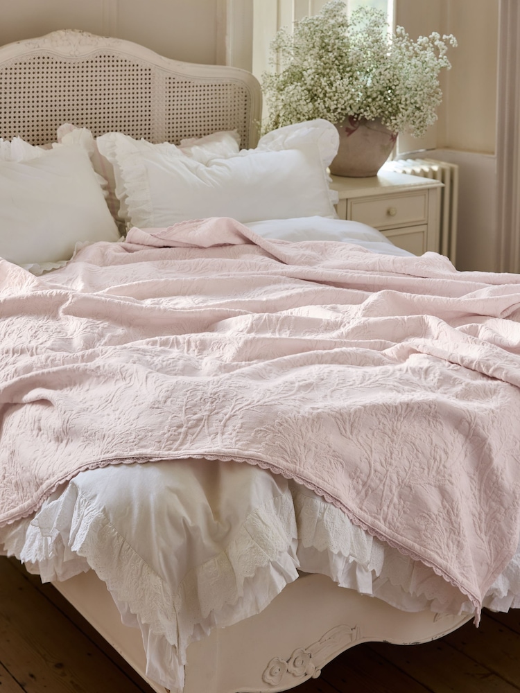 Shabby Chic by Rachel Ashwell® Soft Pink Matelasse Throw - Image 2 of 5