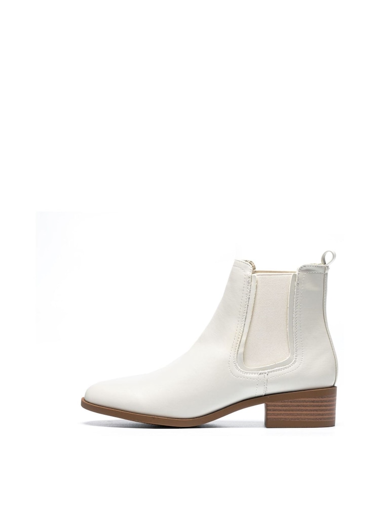 Novo White Destined Flat Ankle Chelsea Boots - Image 2 of 5