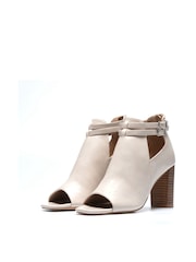 Novo Fontana Buckle Detail Block Heel Sandals - صورة 2 من 3