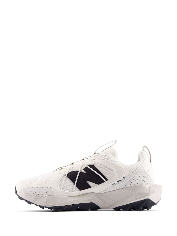 New Balance White/Black Mens TekTrel Trainers - Image 2 of 5