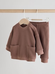 Schokoladenbraun - Baby 100% Cotton Top and Joggers 2 Piece Set (0mths-2yrs) - Bild 1 von 11