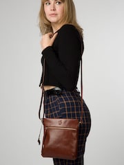 Braun - 'Sable' Leather Cross Body Bag - Bild 1 von 6