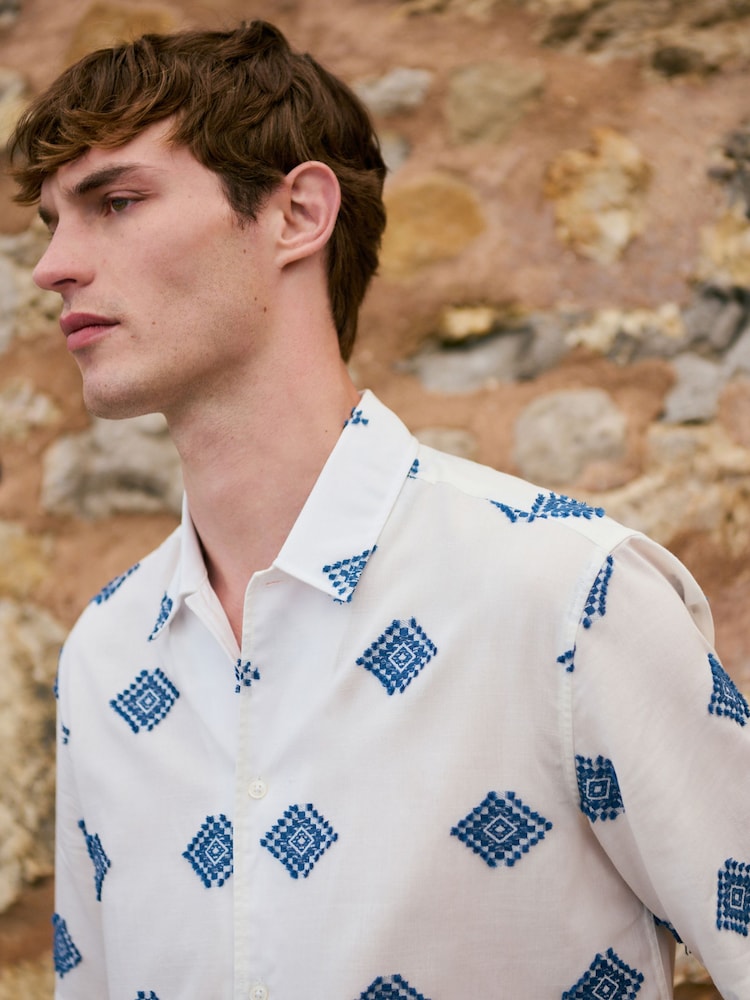 Ecru Embroidered Pattern Short Sleeve Shirt - Image 3 of 3