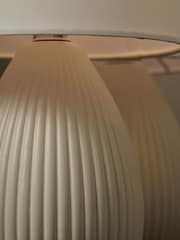BHS Set of 2 Cream Teardrop Ceramic Table Lamp - Image 3 of 5
