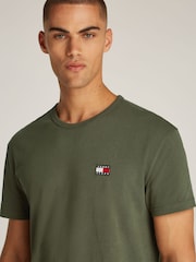 Tommy Jeans Green Regular Fit Badge 100% Cotton T-Shirt - Image 3 of 6