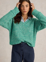 Zielony - Teksturowany sweter White Stuff Tammy z dekoltem w szpic - Image 4 of 6